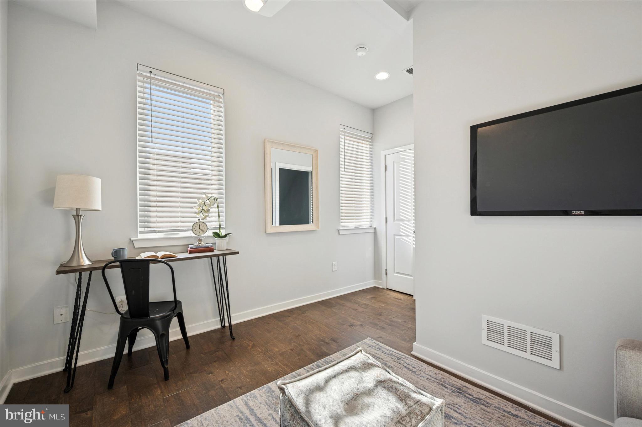 MANAYUNK - Residential