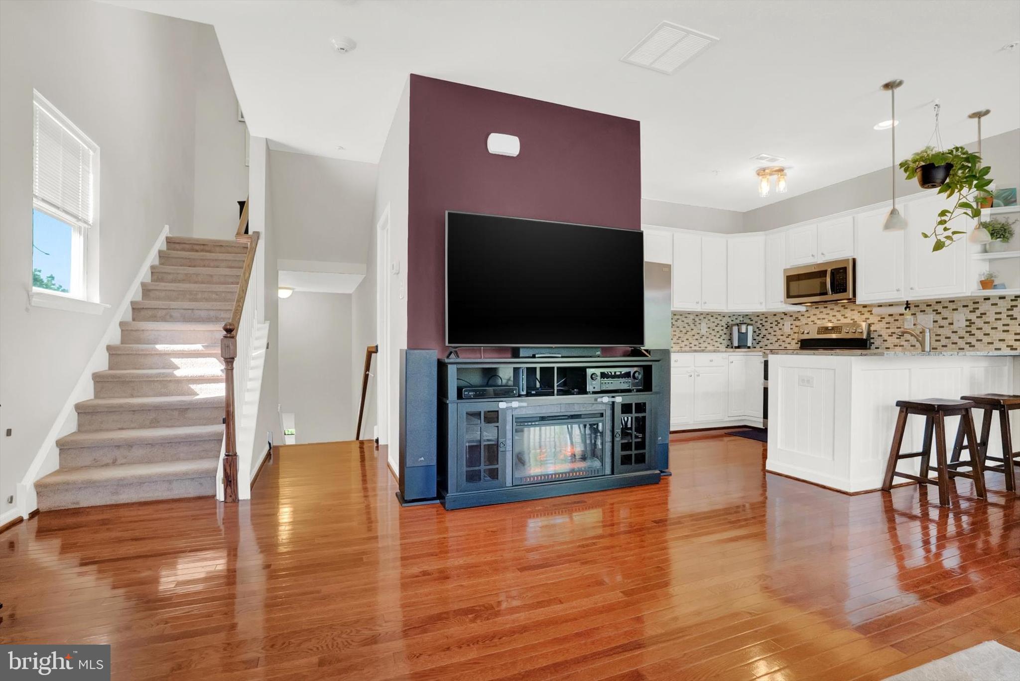 ARBOR MEWS - Residential