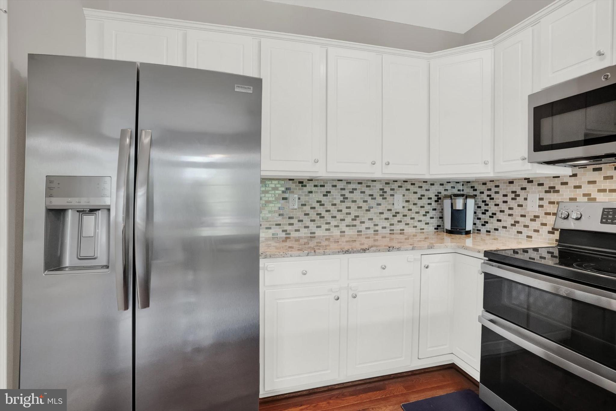 ARBOR MEWS - Residential