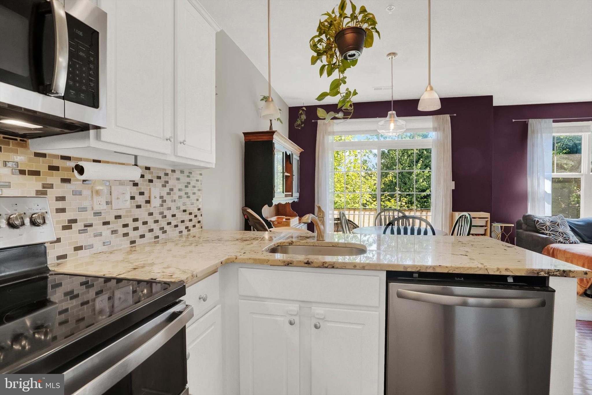 ARBOR MEWS - Residential