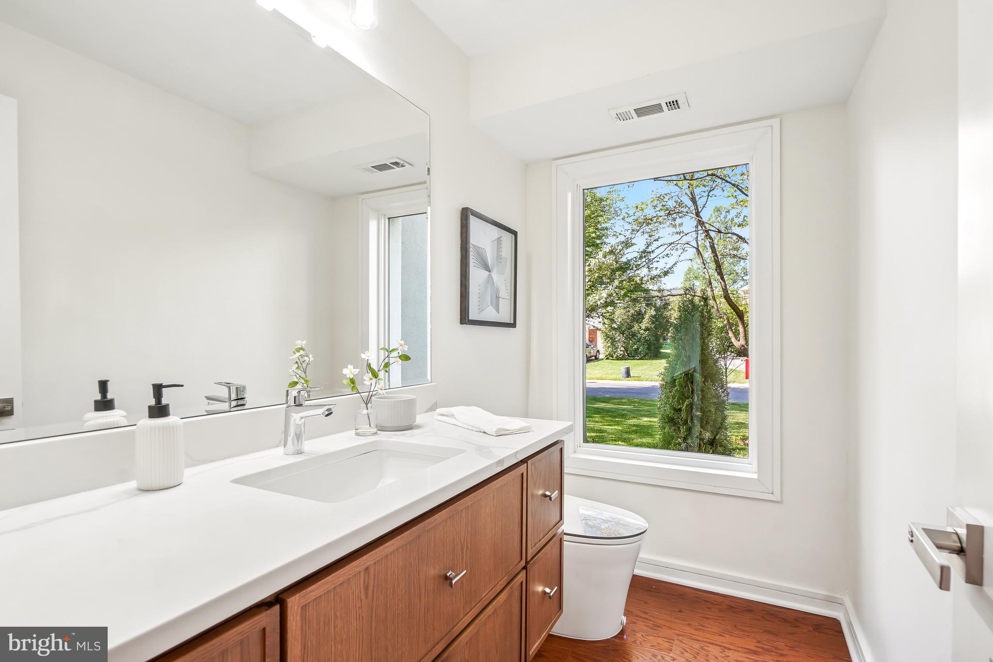 KENWOOD PARK - Residential