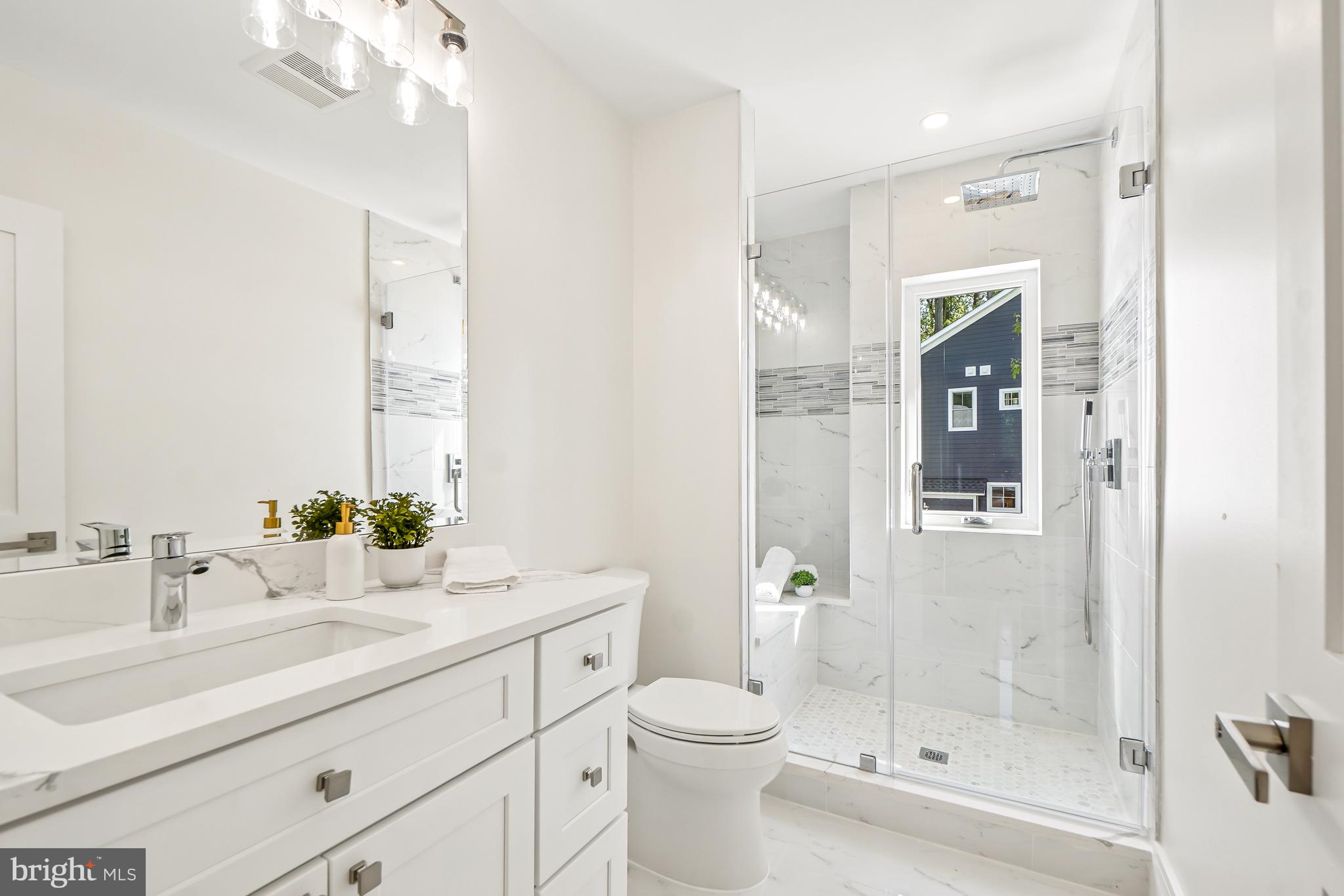 KENWOOD PARK - Residential