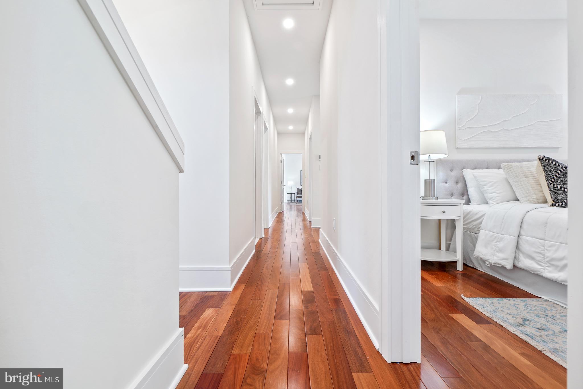 KENWOOD PARK - Residential