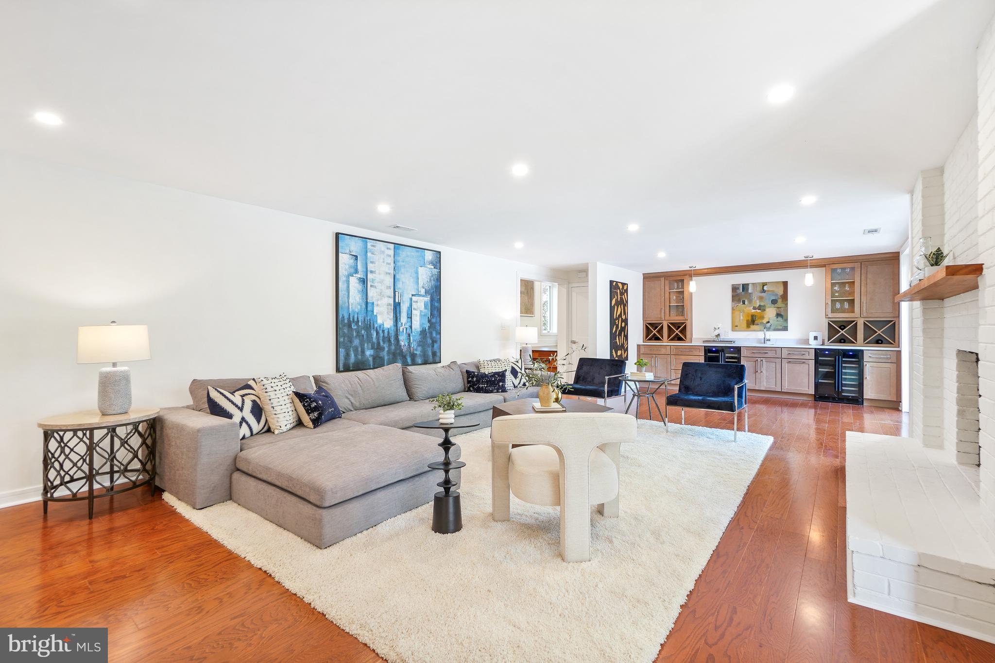 KENWOOD PARK - Residential