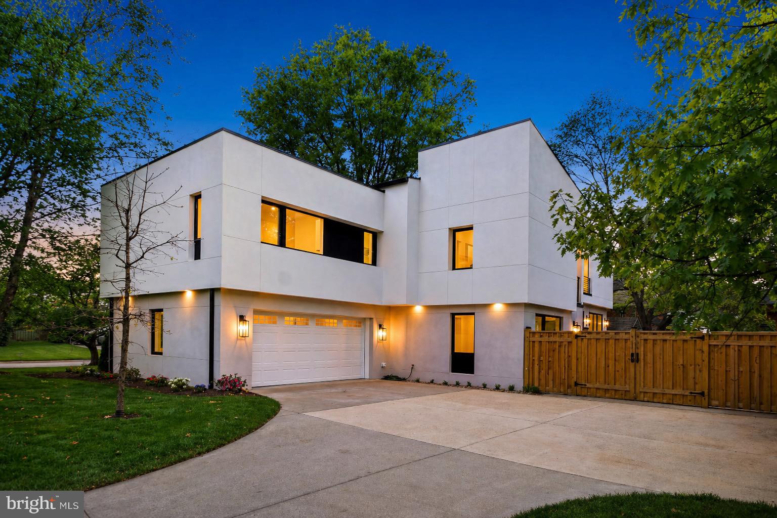KENWOOD PARK - Residential
