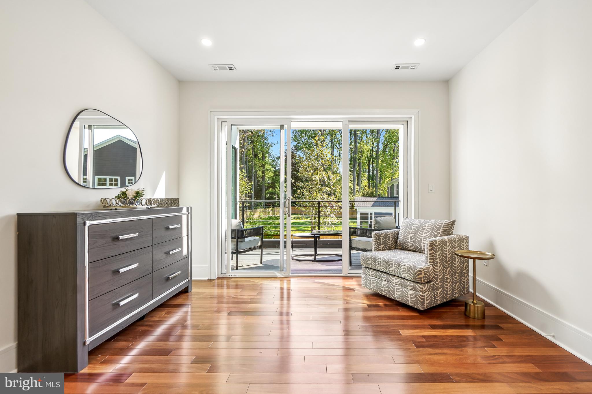 KENWOOD PARK - Residential