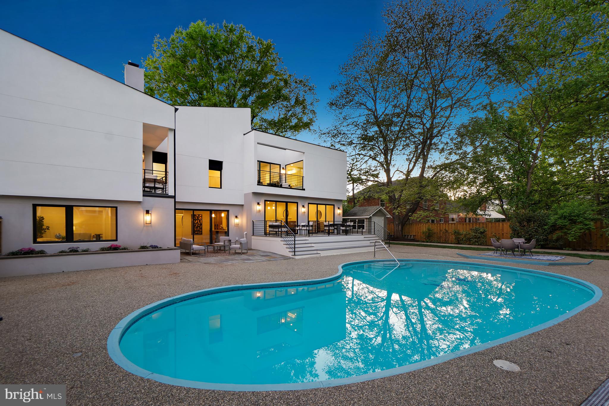 KENWOOD PARK - Residential