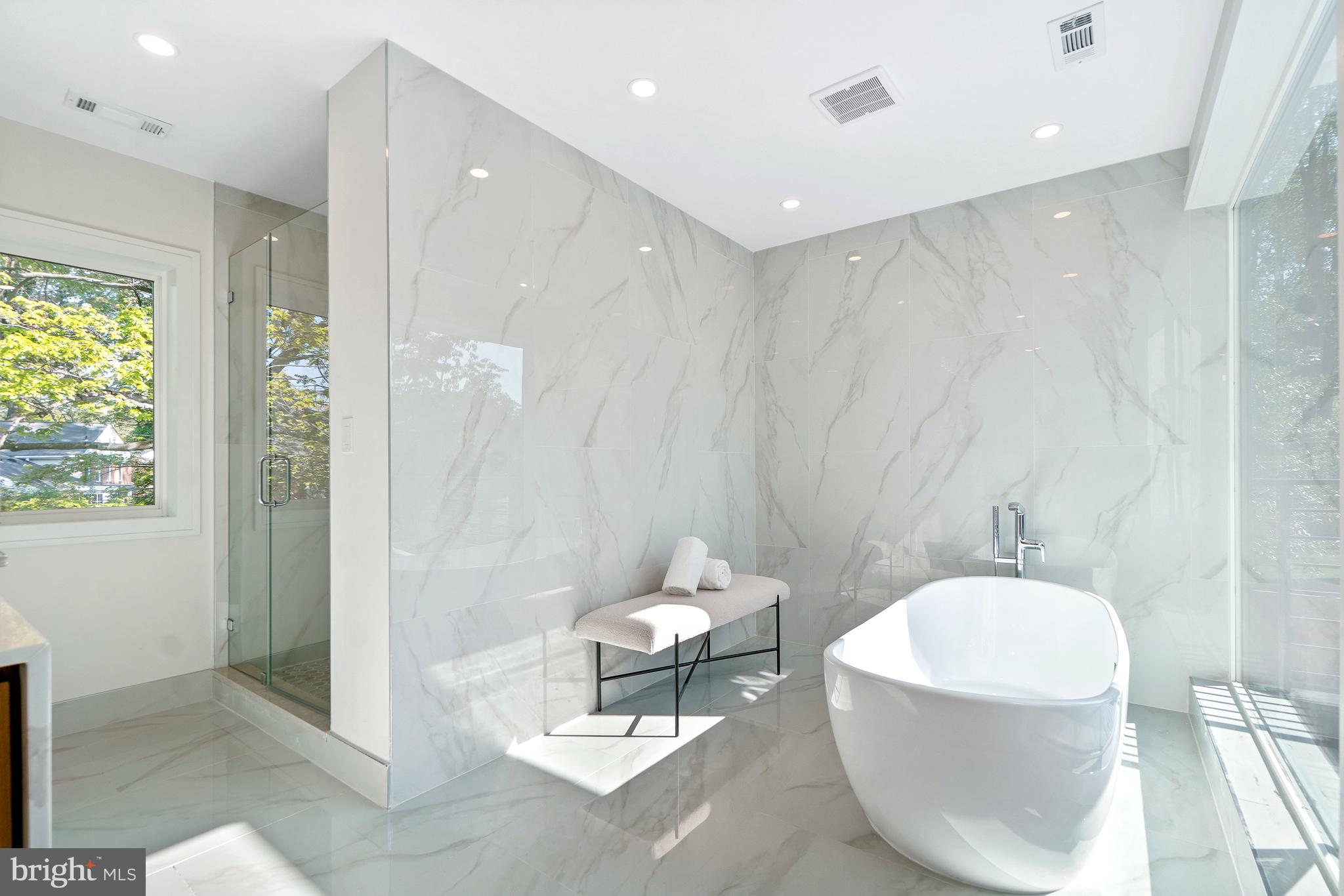 KENWOOD PARK - Residential