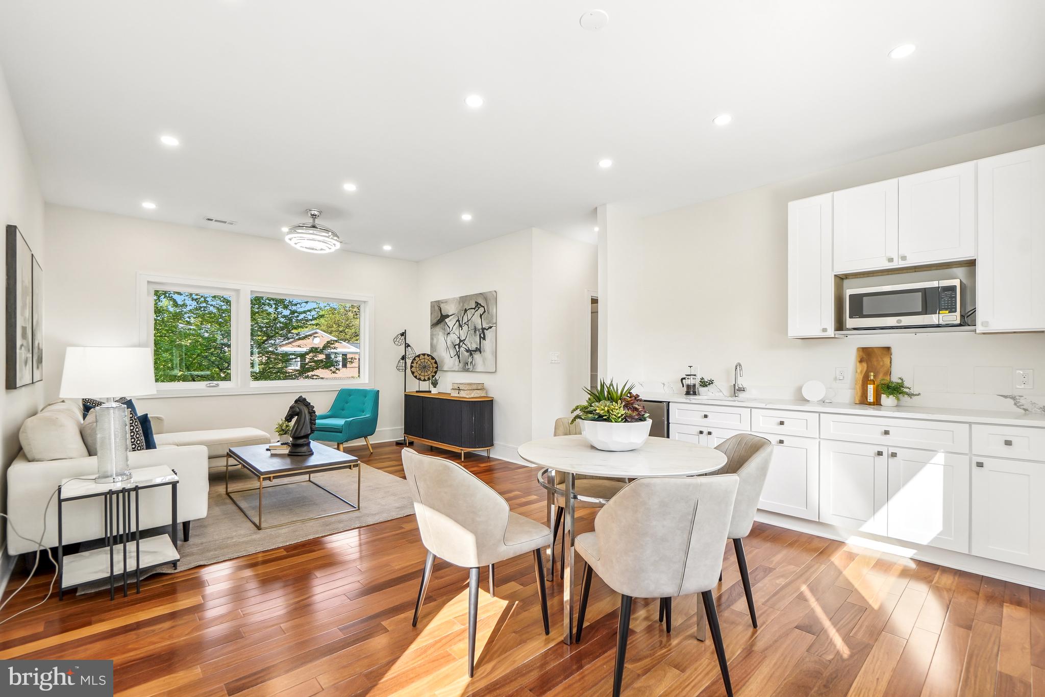 KENWOOD PARK - Residential