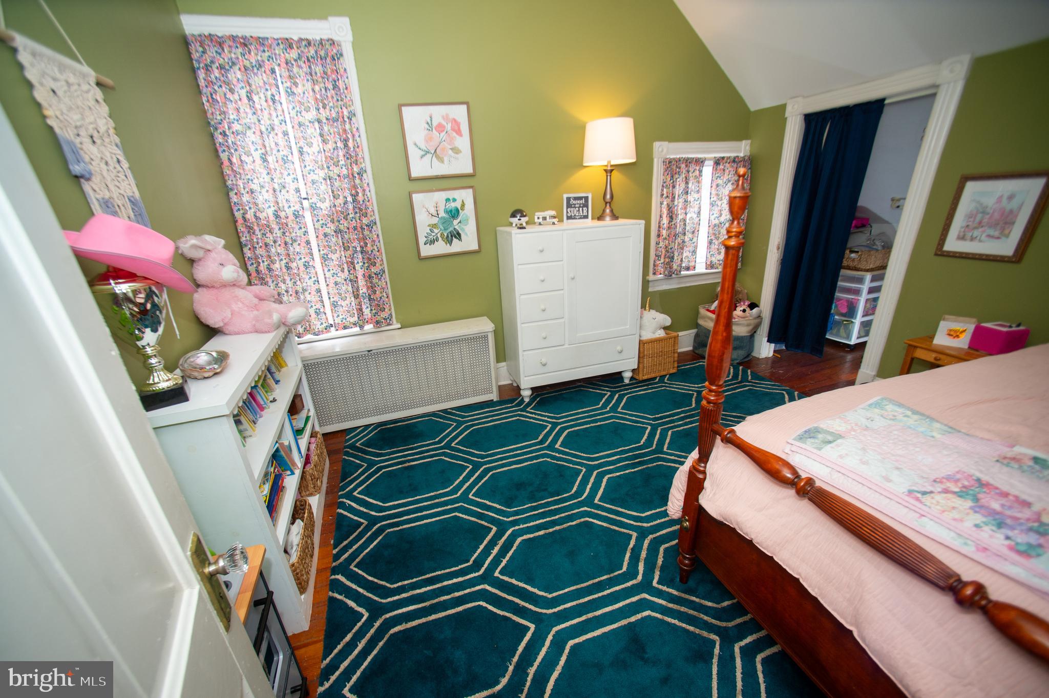 NORTH END - Residential