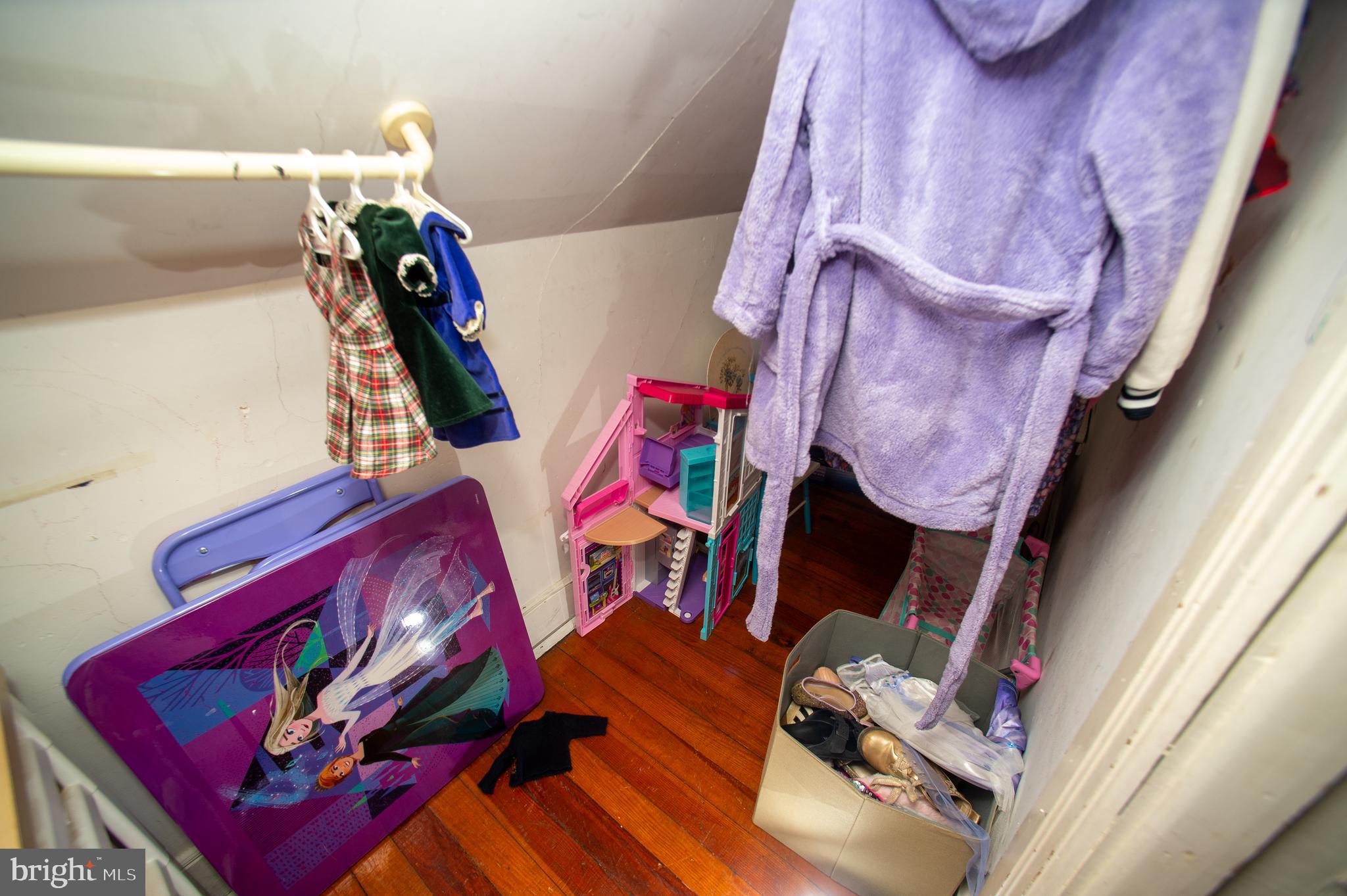 NORTH END - Residential