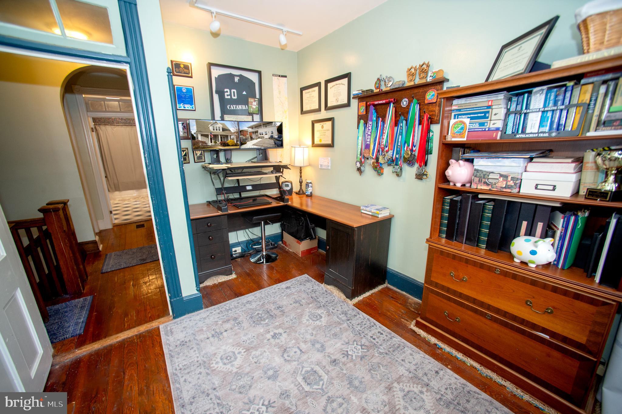 NORTH END - Residential