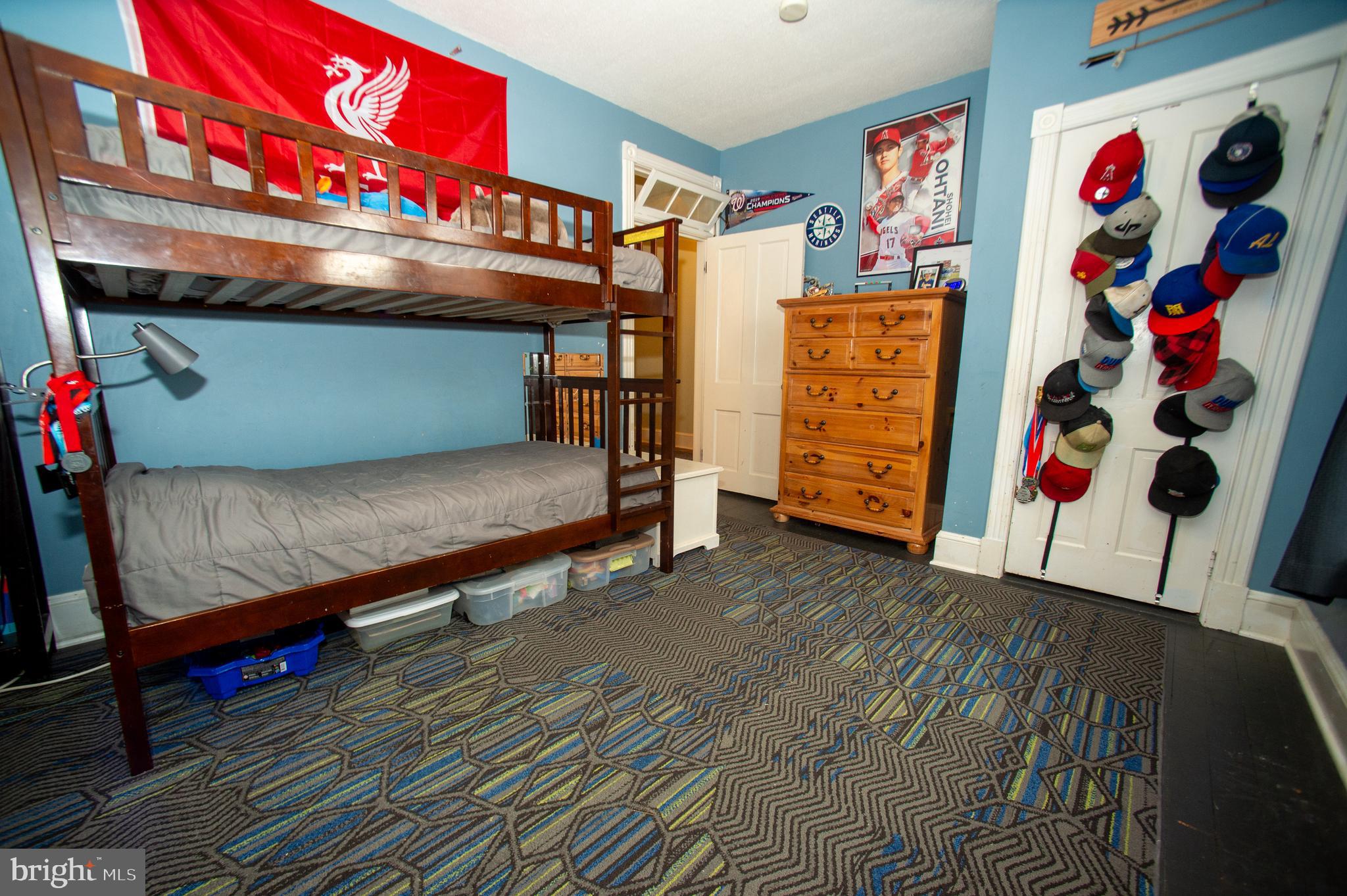 NORTH END - Residential