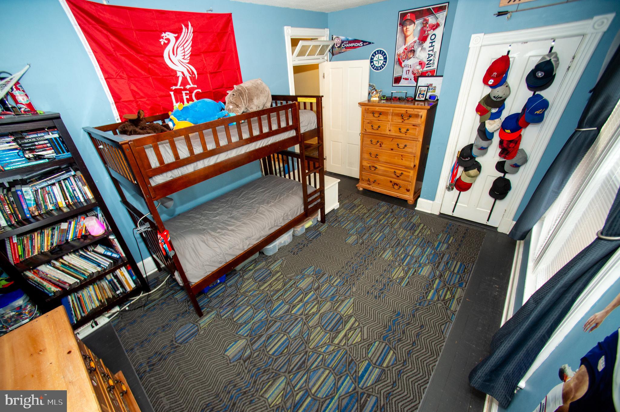 NORTH END - Residential