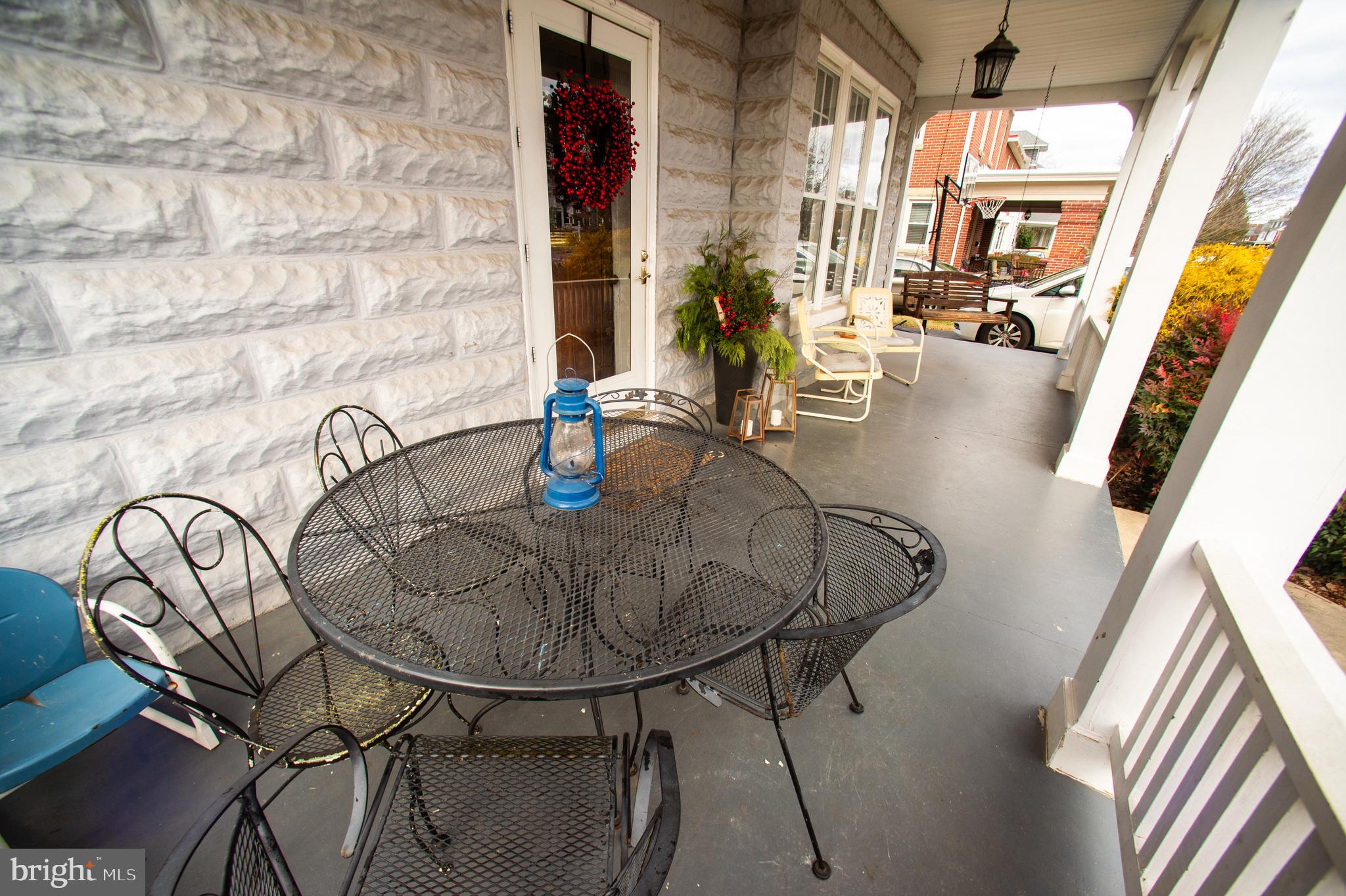 NORTH END - Residential