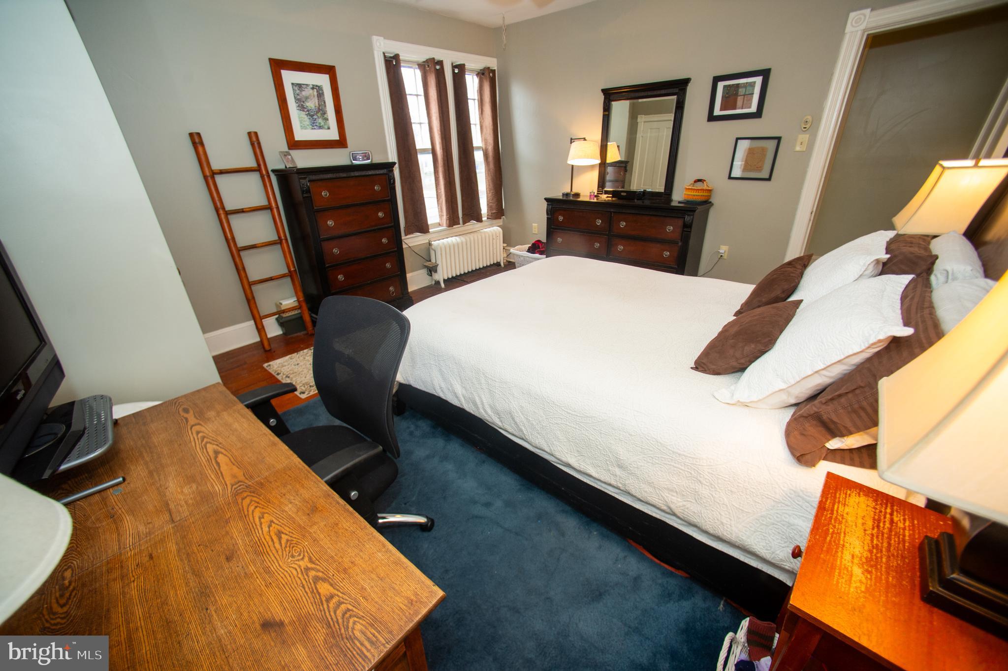 NORTH END - Residential