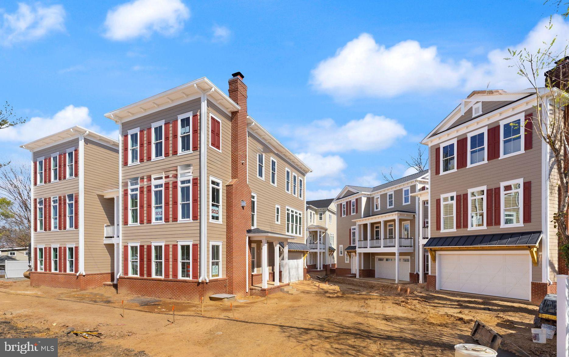 10638 POCKET PLACE