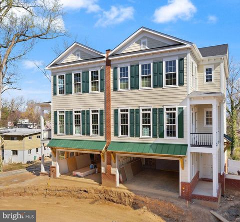 10638 POCKET PLACE FAIRFAX VA 22030