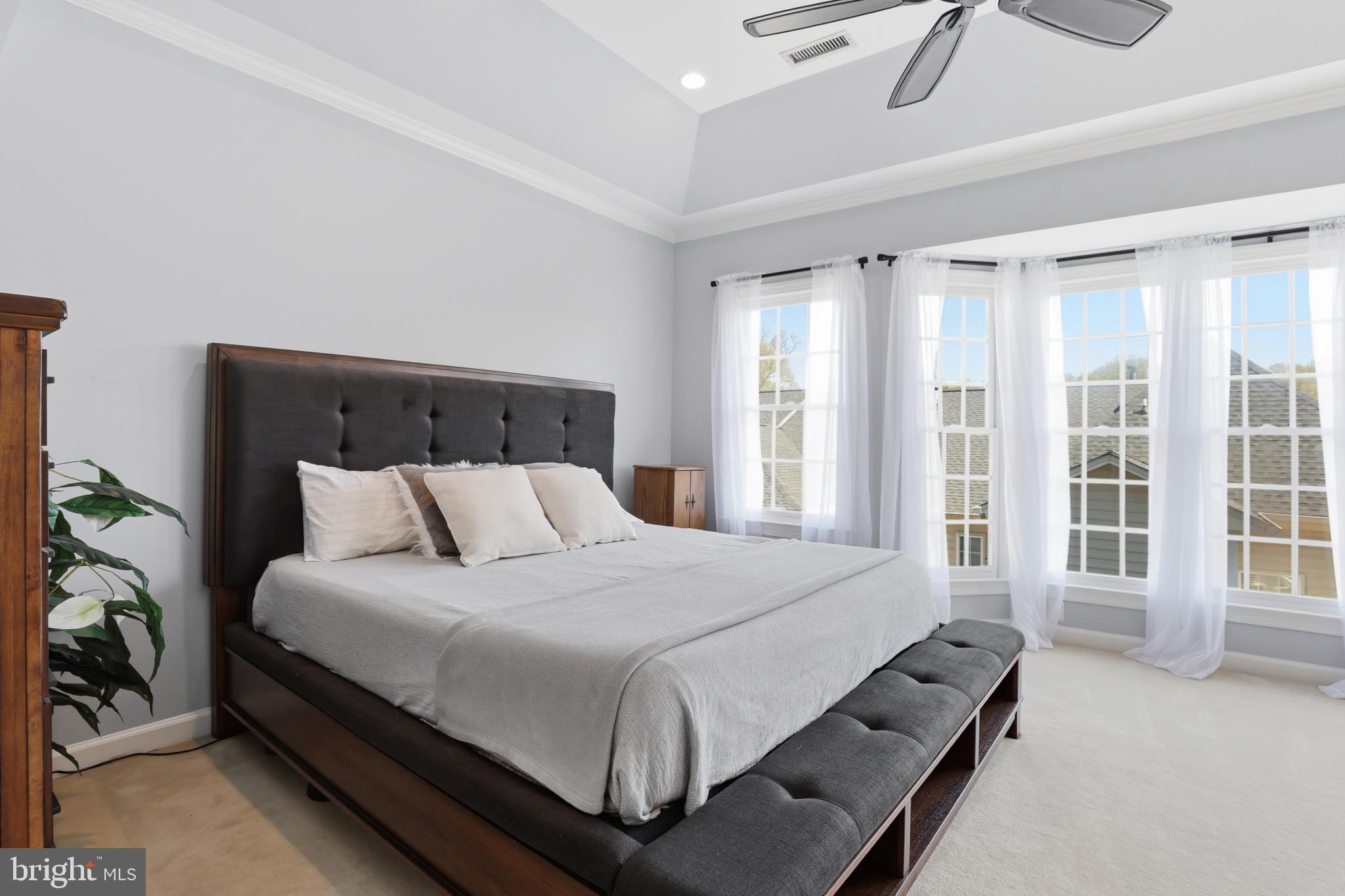 POTOMAC FALLS - Residential