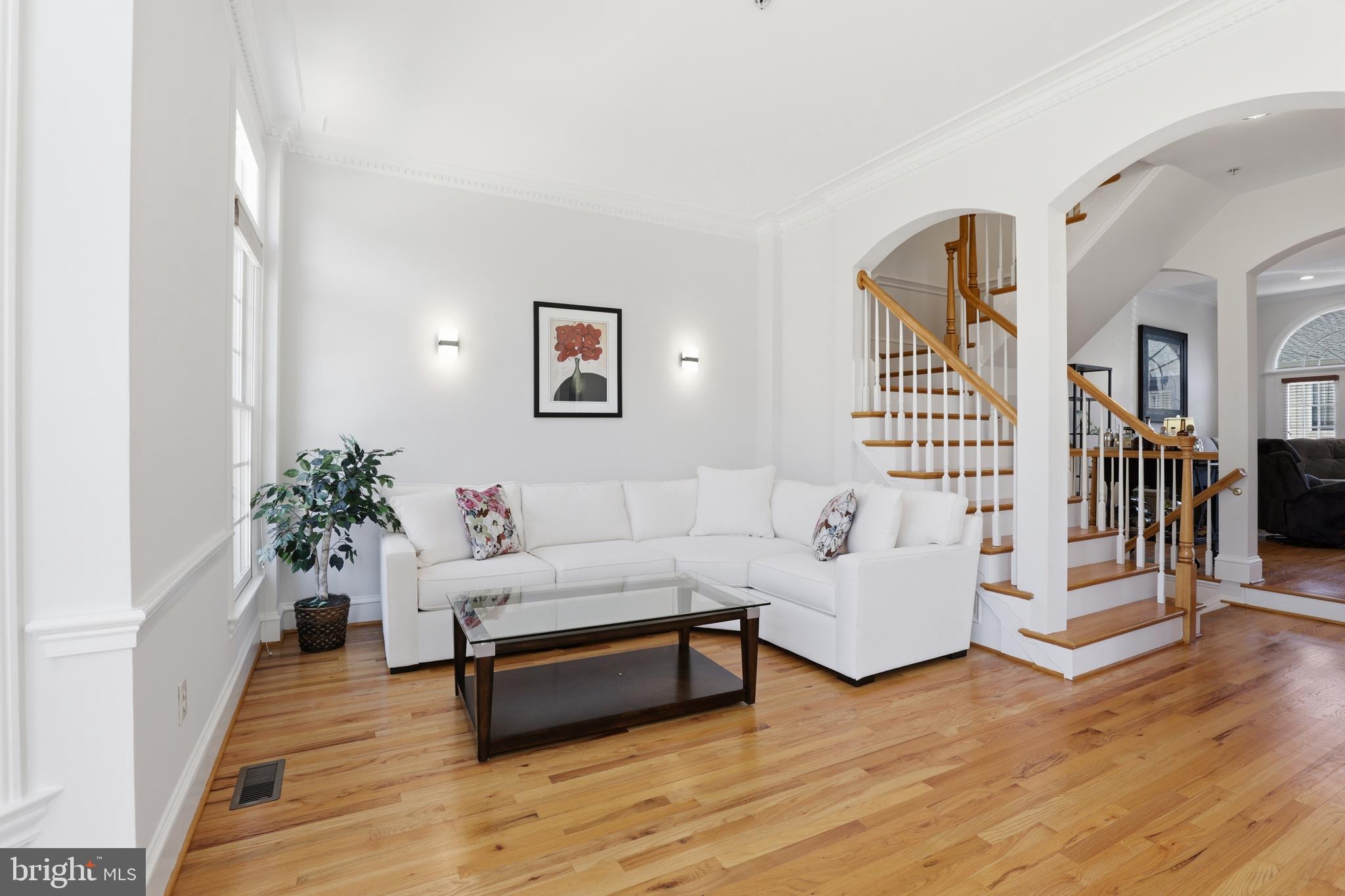 POTOMAC FALLS - Residential