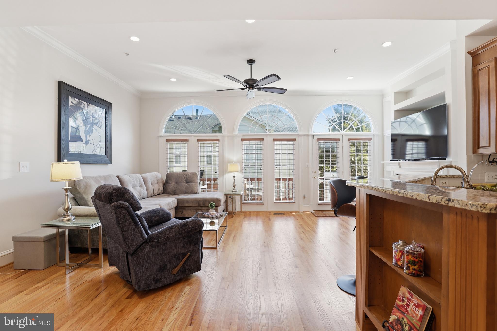 POTOMAC FALLS - Residential