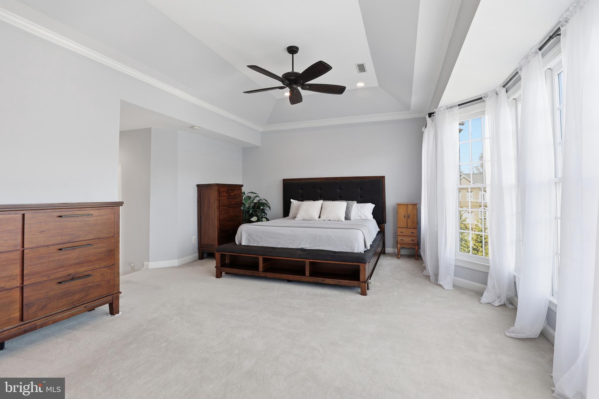 POTOMAC FALLS - Residential