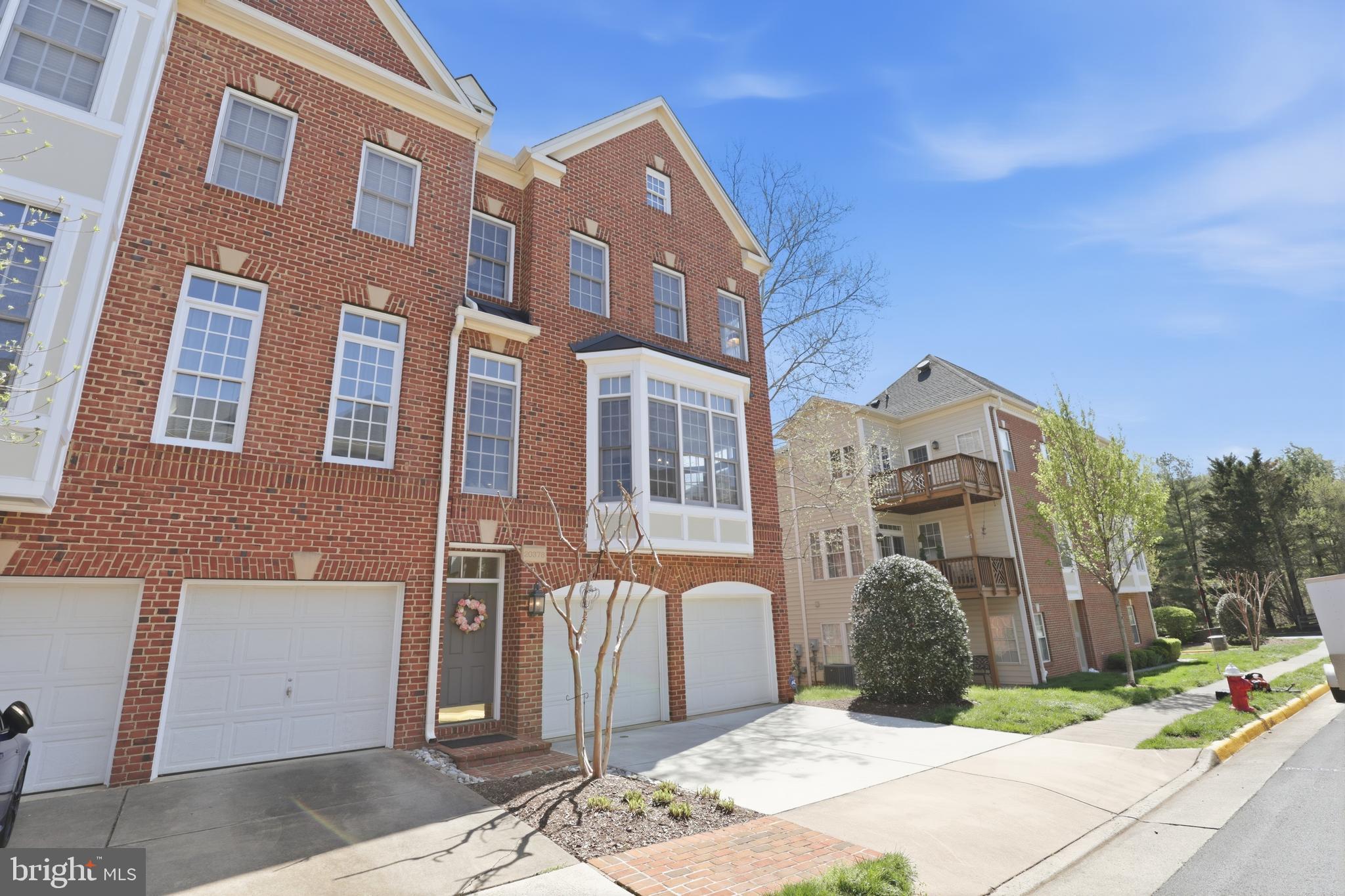 POTOMAC FALLS - Residential