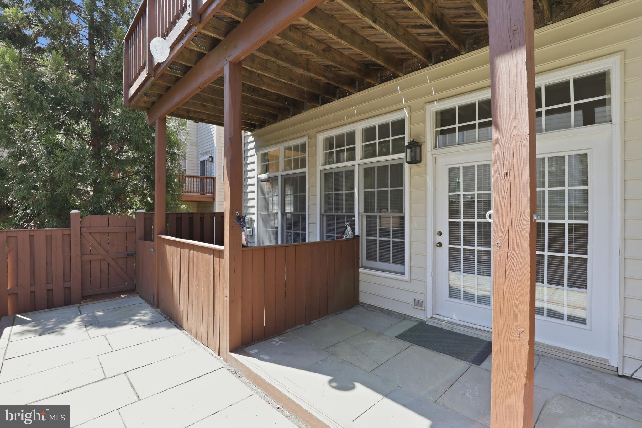 POTOMAC FALLS - Residential