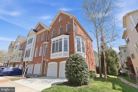 Photo of 20378 Cottswold Terrace #67, STERLING, VA 20165 (MLS # VALO2120352)