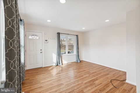 Townhouse For Rent - 451 Hermitage Street<br/> Philadelphia County, PHILADELPHIA, PA 19128