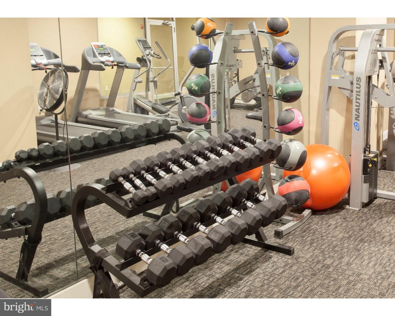 LOGAN SQUARE - Residential Lease