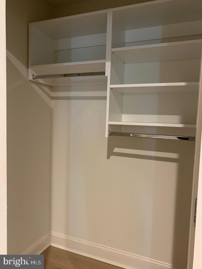 LOGAN SQUARE - Residential Lease