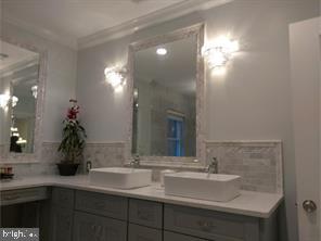 OLD CITY - Residential