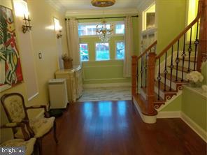 26 S STRAWBERRY STREET