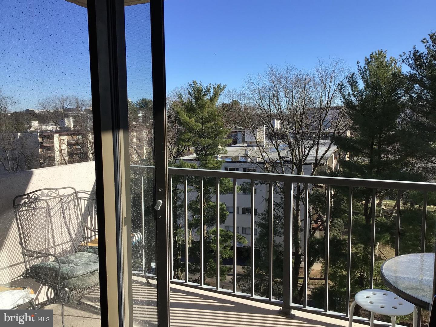 WESTLAKE PARK - Residential Lease