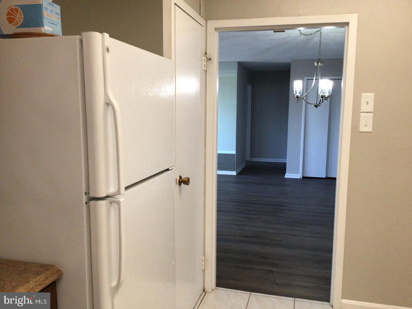 WESTLAKE PARK - Residential Lease