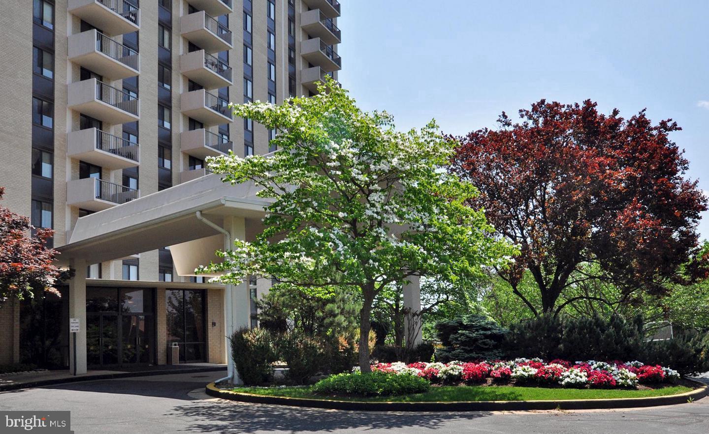 WESTLAKE PARK - Residential Lease