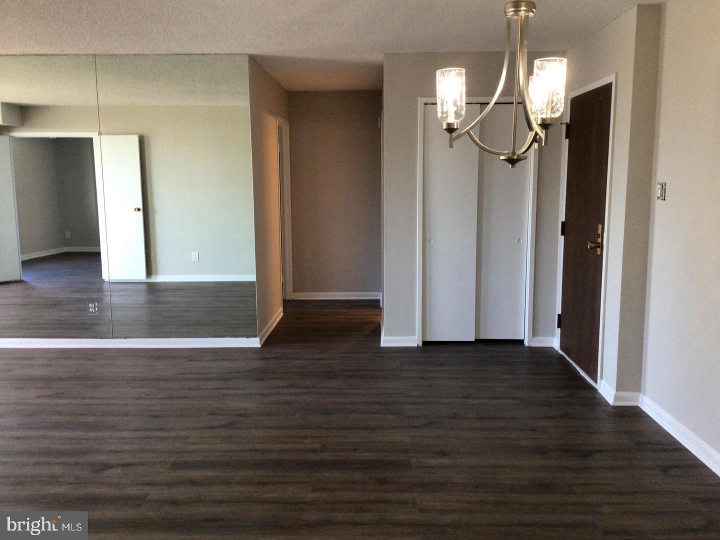 WESTLAKE PARK - Residential Lease