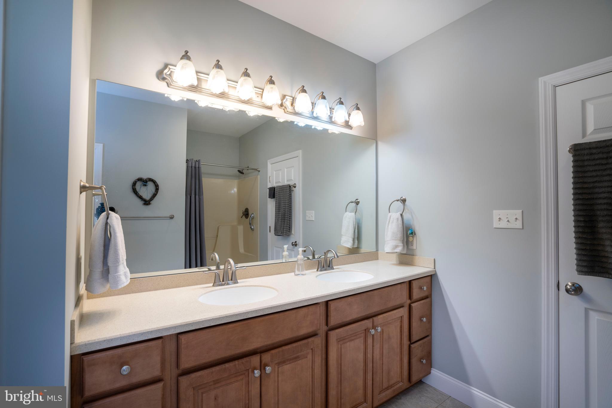 GROVE PARK - Residential