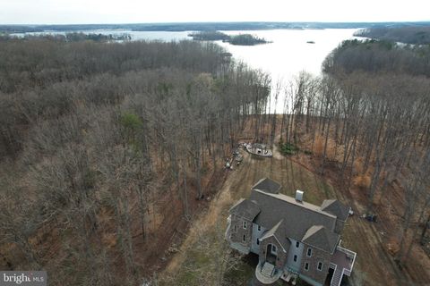 Homes For Sale - 12029 Sycamore Shoals Drive<br/> BUMPASS, VA 23024