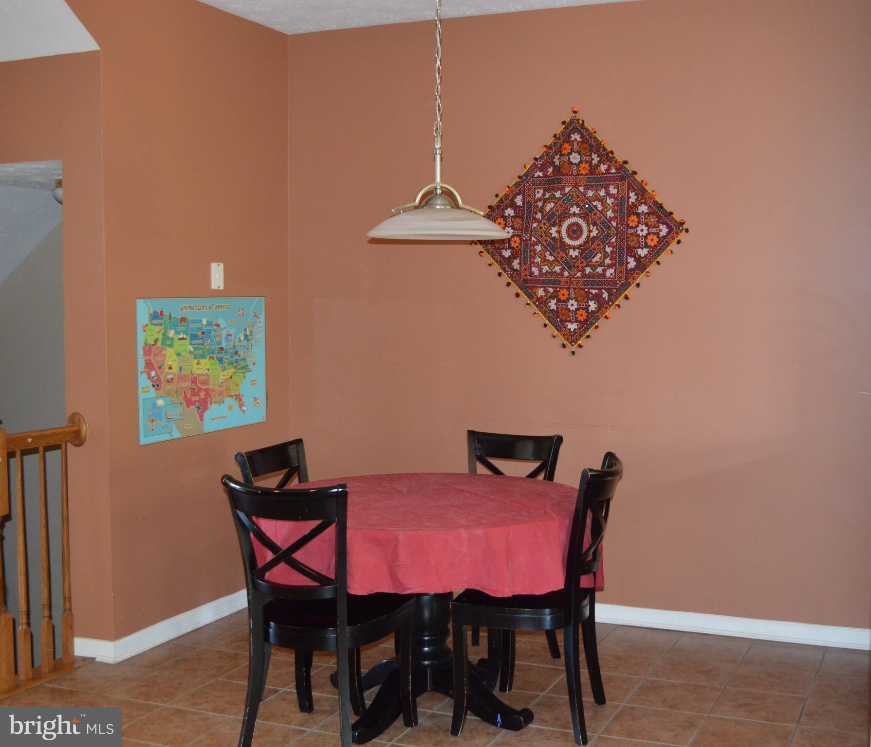 2833 SETTLERS VIEW DRIVE