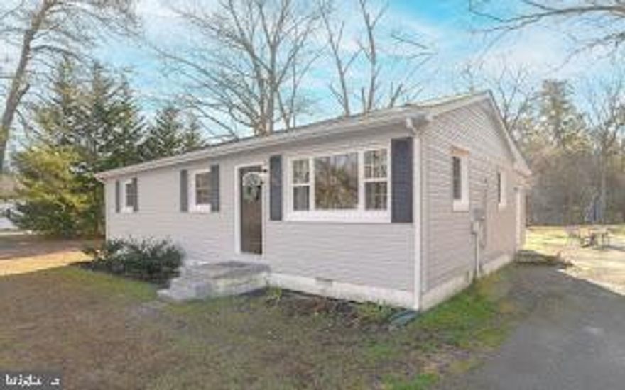 Wow! what a fantastic home. Home features a spacious living room that is open to large country kitchen with breakfast bar. Stainless steel appliances. Separate laundry/ mud room. 3 large bedrooms and a large bath with double sinks. Outside on this 1/2 acre property, there is a patio to enjoy the lovely yard or play with the kids and or pets. Located in southern Mechanicsville, that is close to where you want to be. Lovely scenery includes horses and buggies and many little shops/ businesses to buy things from the local community.  Make an appointment today!