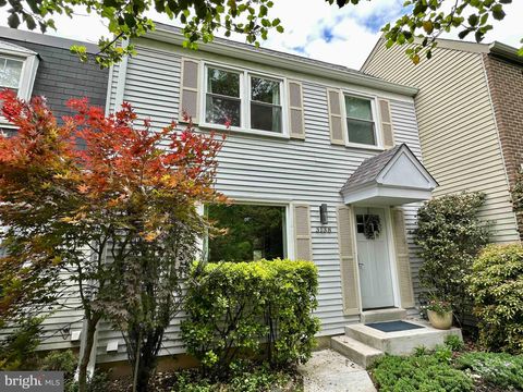 Photo of 3138 Ellenwood Drive, FAIRFAX, VA 22031 (MLS # VAFX2306062)