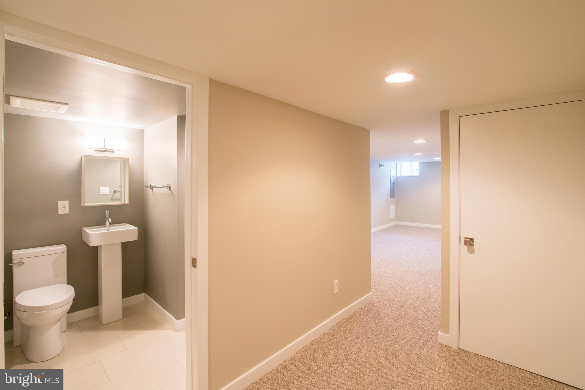 GRADUATE HOSPITAL - Residential Lease