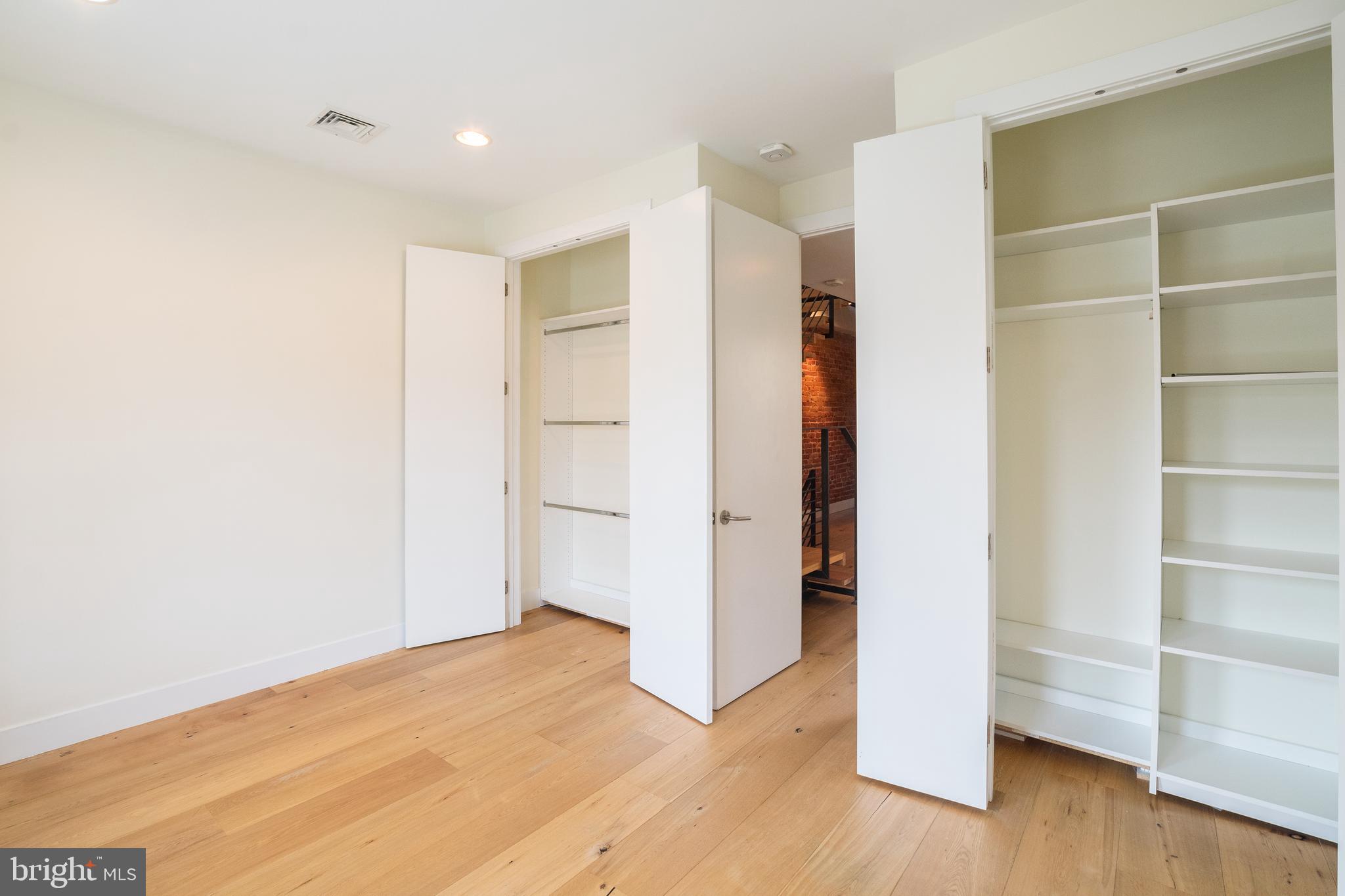 GRADUATE HOSPITAL - Residential Lease