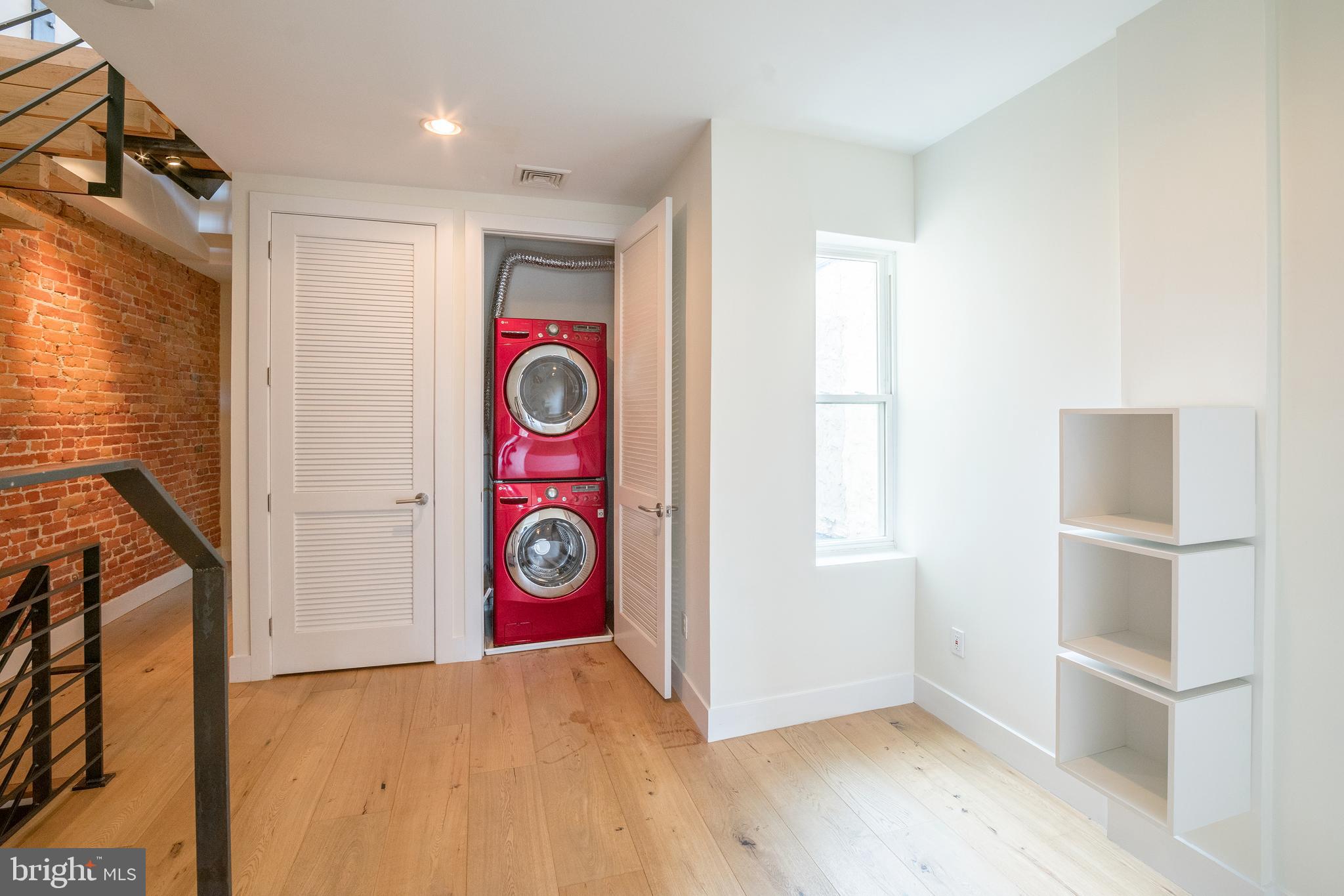 GRADUATE HOSPITAL - Residential Lease