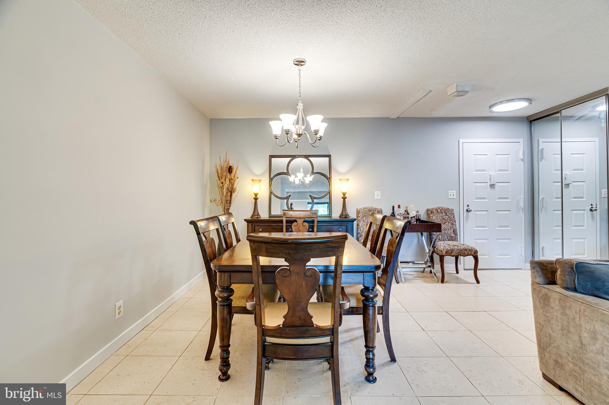 ROTONDA - Residential