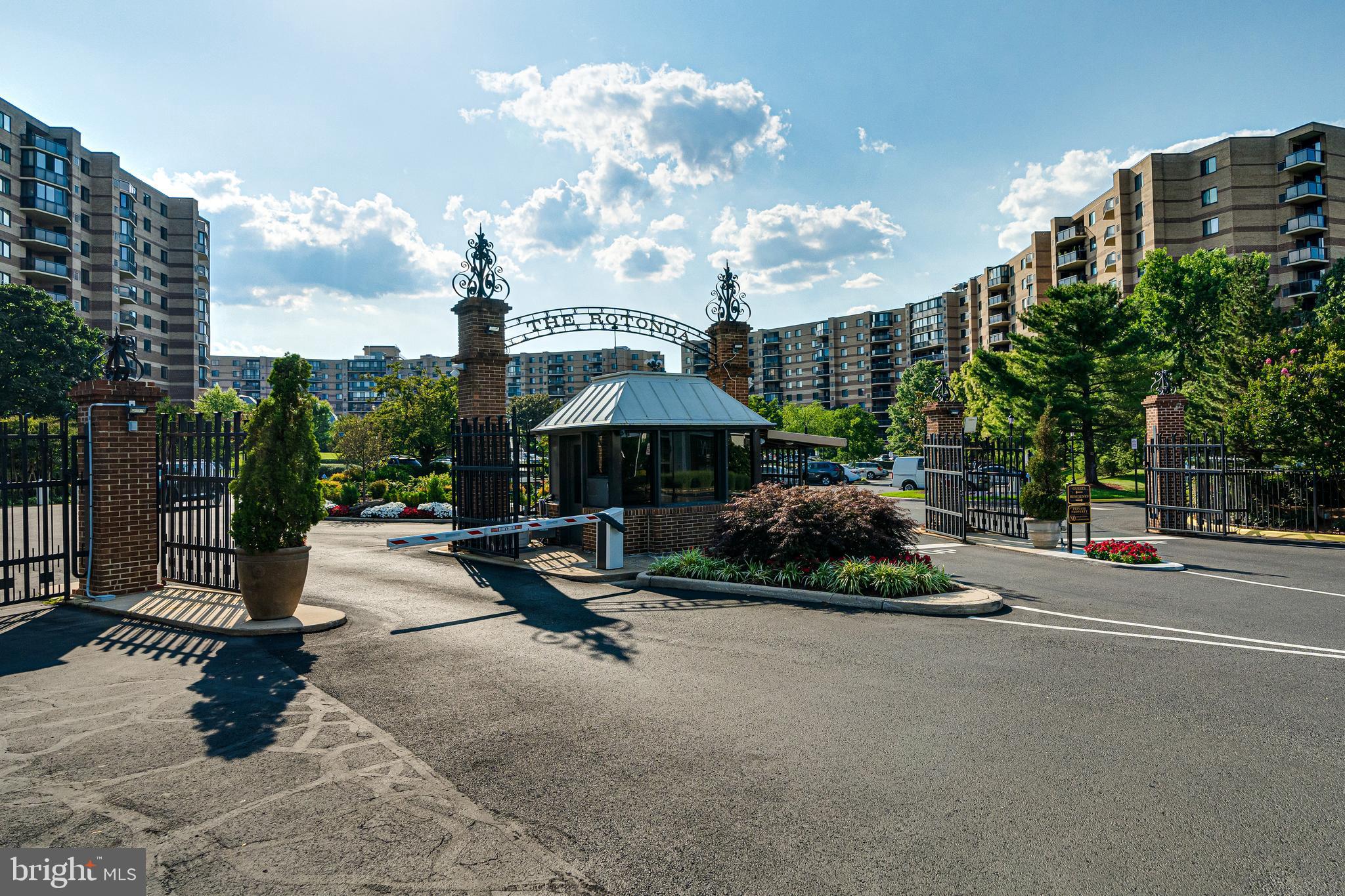 ROTONDA - Residential