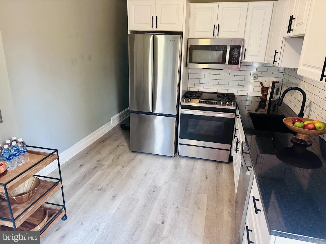 HARLEM PARK - Residential Lease