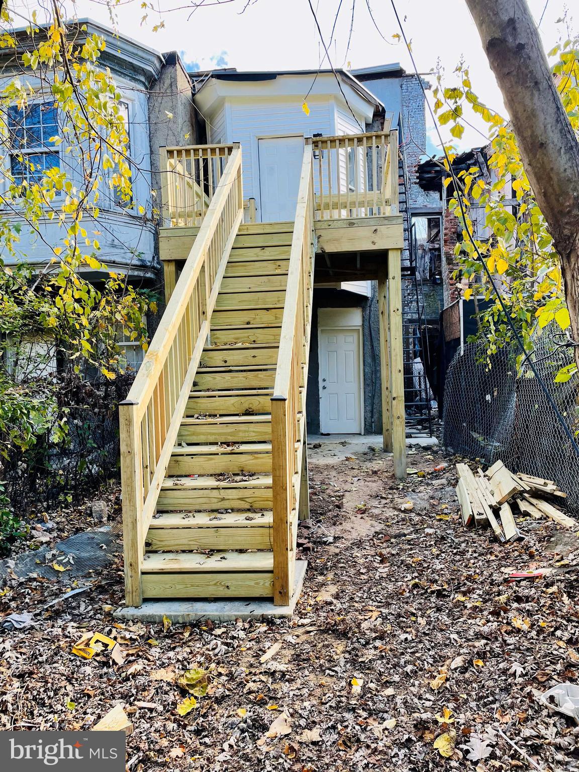 HARLEM PARK - Residential Lease